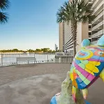 Laketown Wharf 1022