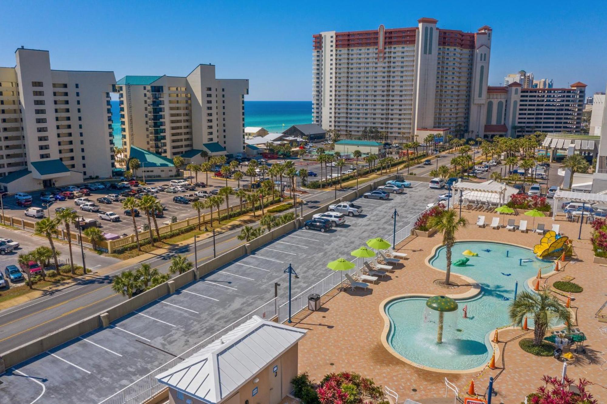 Laketown Wharf 1022 Apartment *