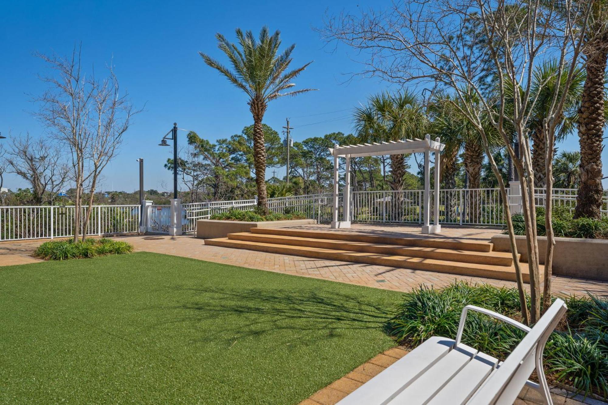 Apartment Laketown Wharf 1022 Panama City Beach