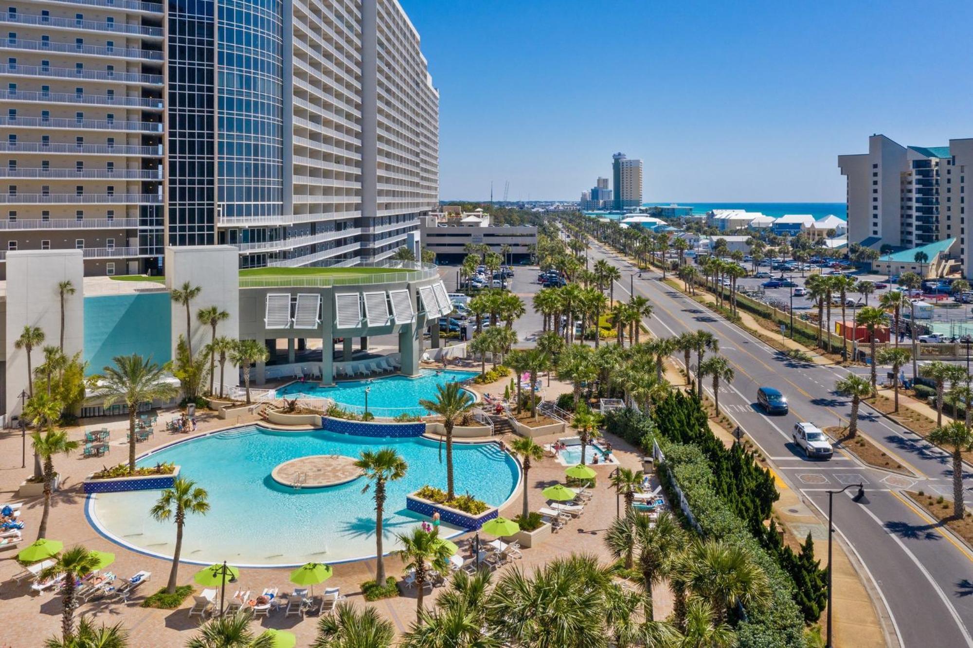 Apartment Laketown Wharf 1022 *